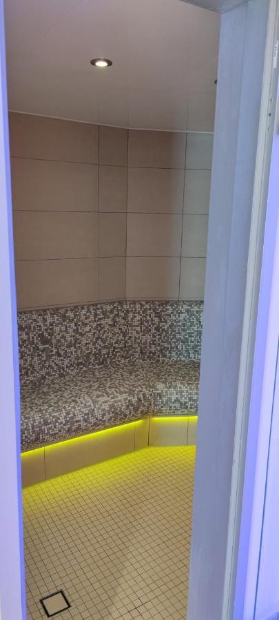 Lord Nelson Apartment 13 库克斯港 外观 照片